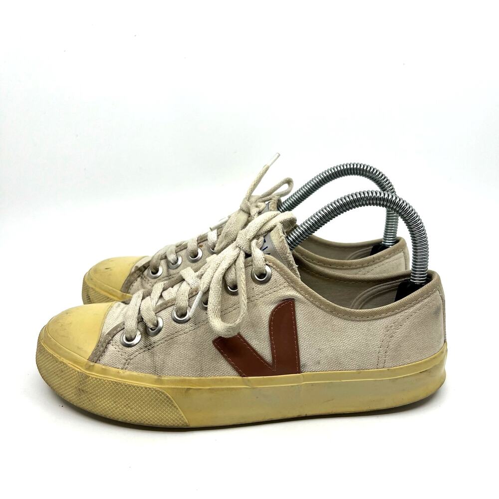 VEJA Wata Lace Up Canvas Sneakers Women's 6 US